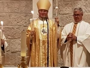 שבת האש הקדושה - כנסיית נוטרדאם