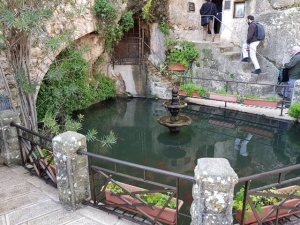 הבריכה במנזר יוחנן במדבר