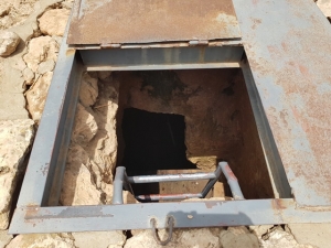 פתח הכניסה לבור