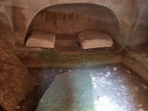 מערת הבוקרניום - חורבת בורגין