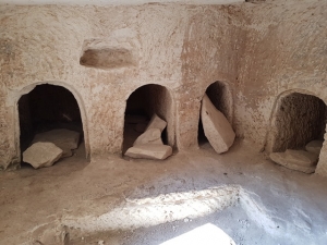 מערת המספד - חורבת בורגין