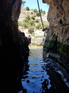 נחל ביתר (נחל המעיינות) - עין הוויה - הנקרה